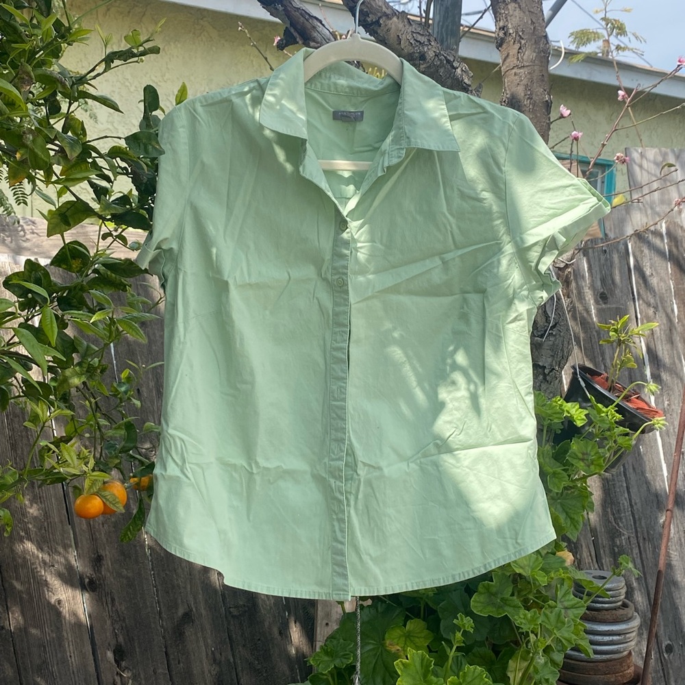 Woman’s button down